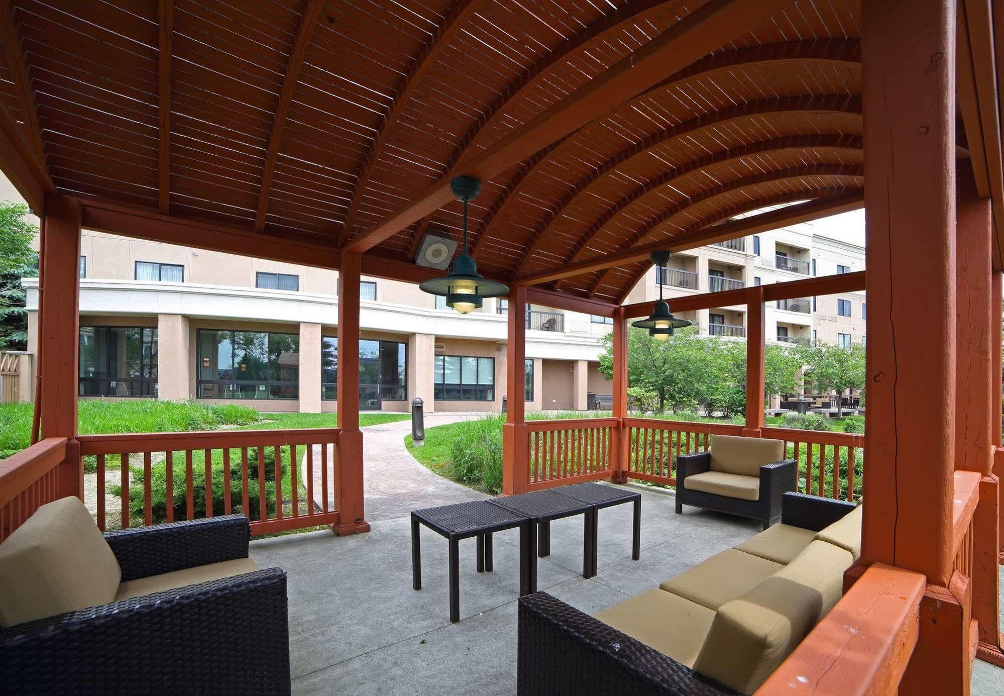 Hotel Courtyard By Marriott Mississauga-Airport Corporate Centre West Zewnętrze zdjęcie